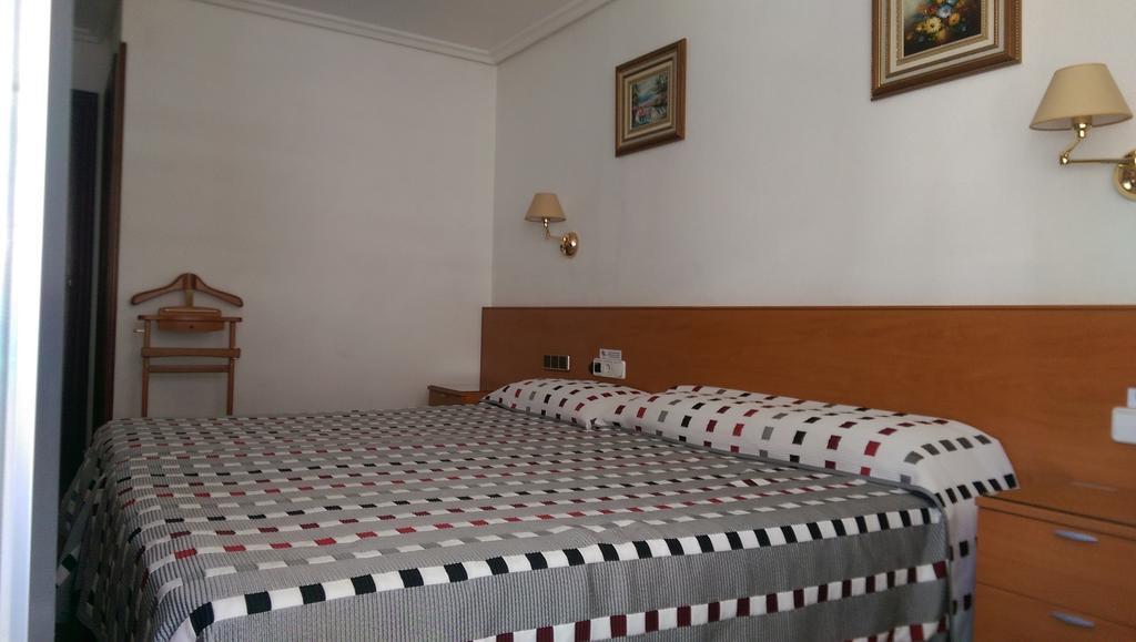 Pensión Araba Vitoria-Gasteiz Quarto foto