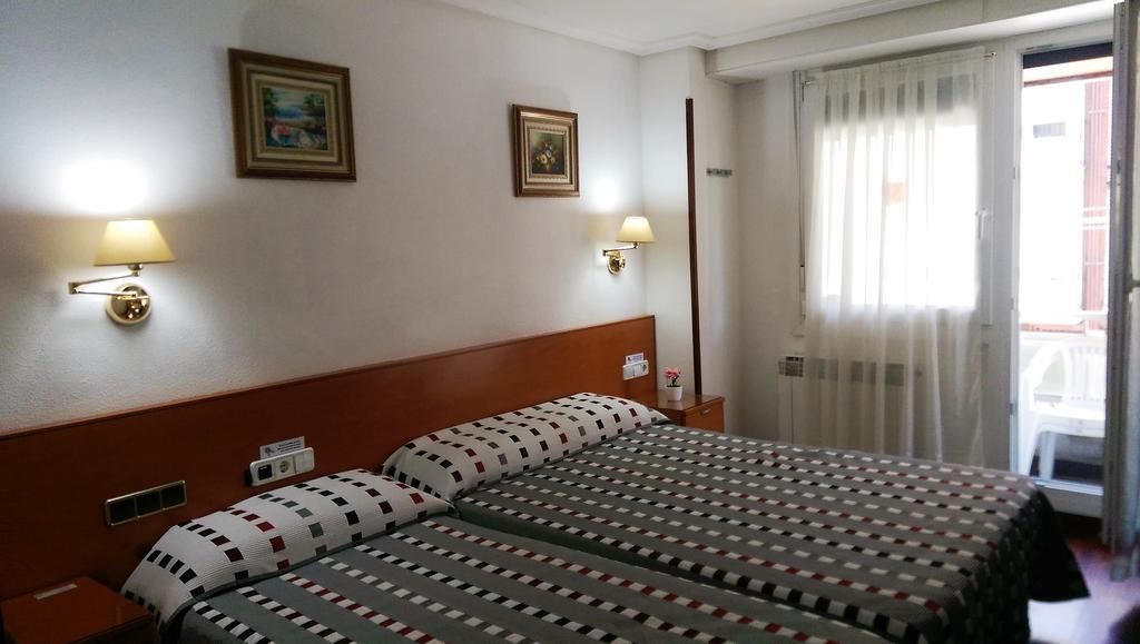Pensión Araba Vitoria-Gasteiz Quarto foto