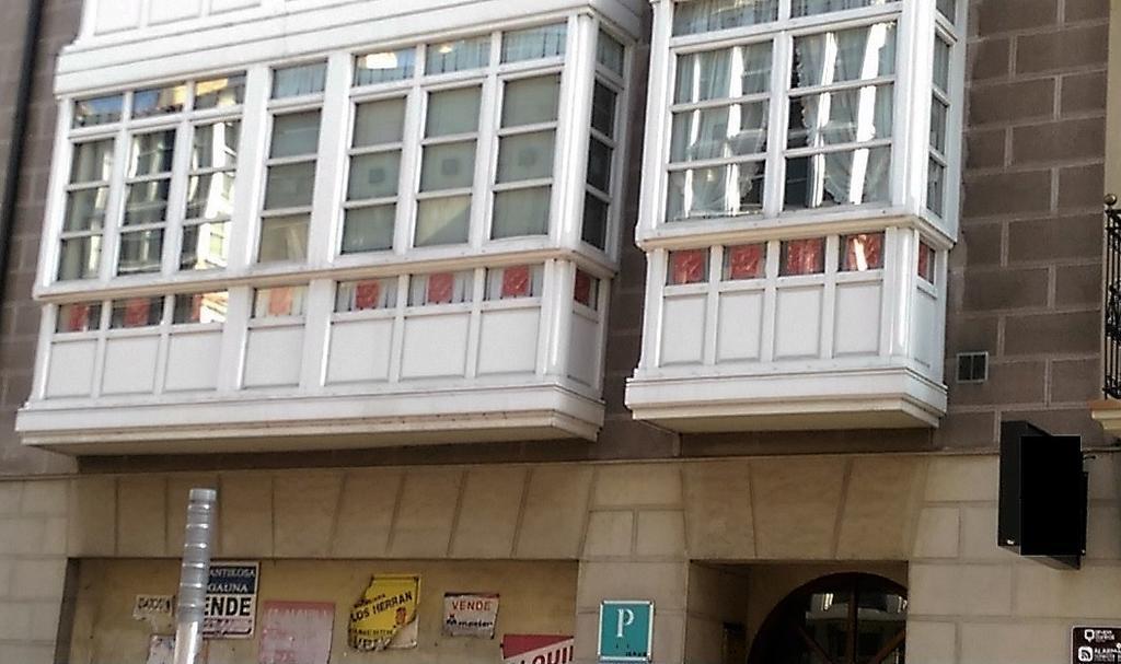 Pensión Araba Vitoria-Gasteiz Exterior foto